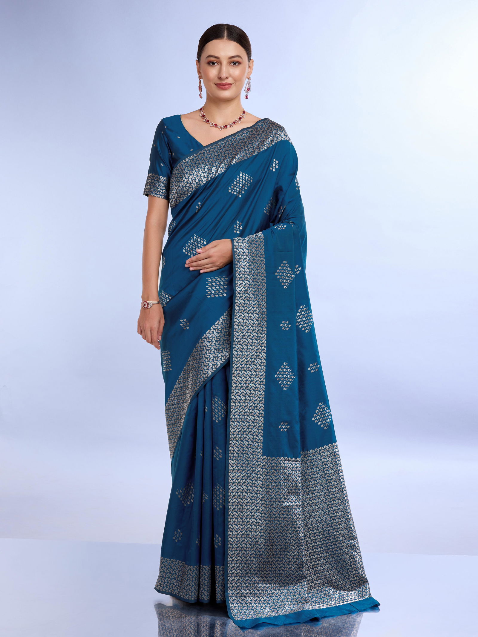 KL Magic 403 Designer Lichi Silk Party Wear Sarees Suppliers In Mumbai